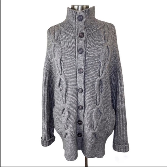 INTERMIX Carlyle Cable Chunky Knit Cardigan size M/L - Picture 11 of 11